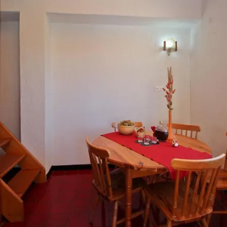 Apartment Miljenka Punat